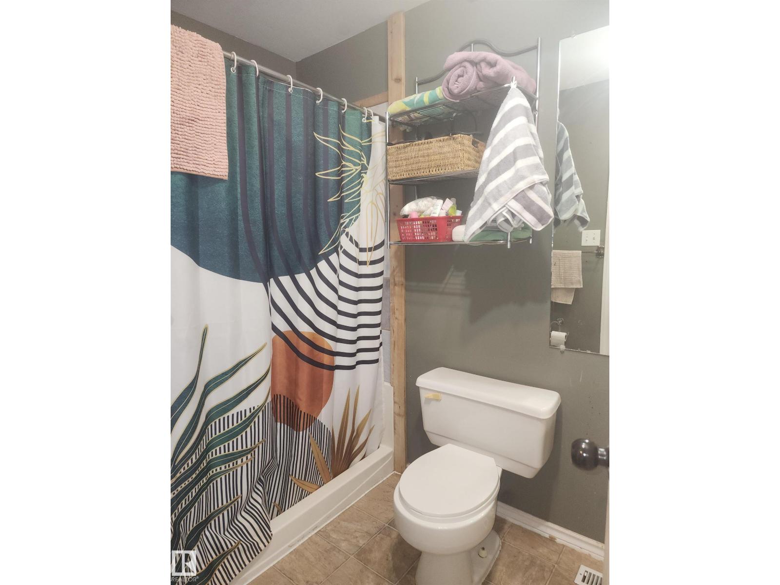 3809 112 AV NW - 21