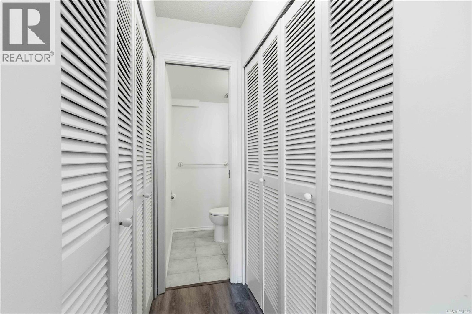 102 935 Fairfield Road, Victoria