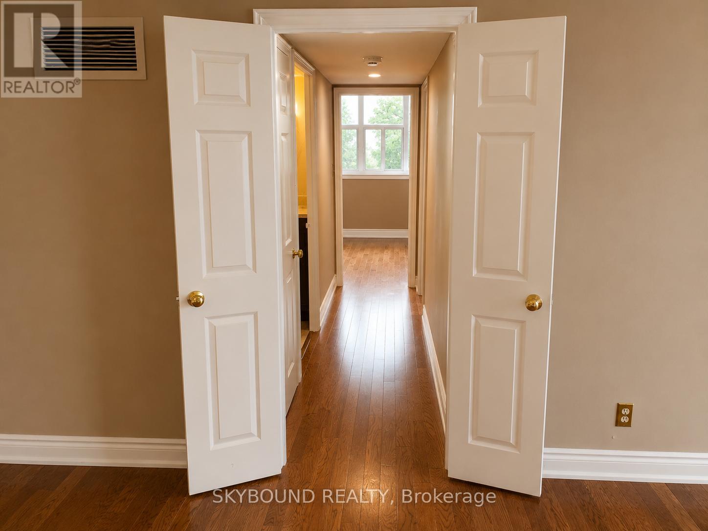 #301 1360 RATHBURN ROAD - 20