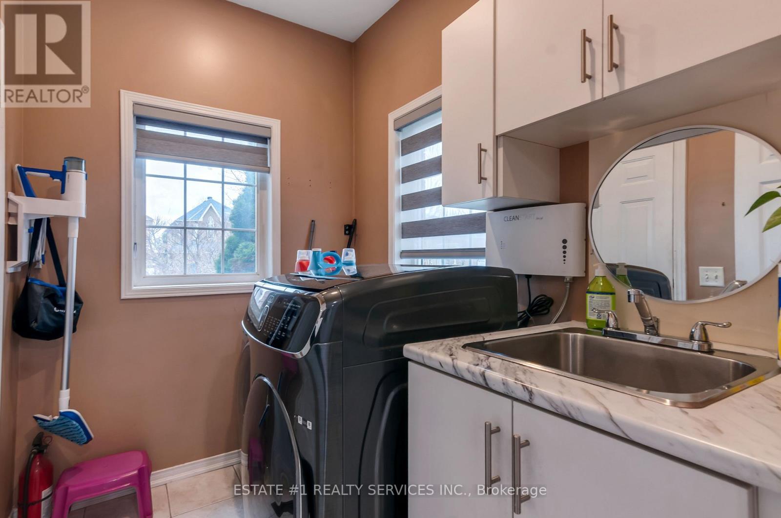 7448 VILLAGE WALK - 11
