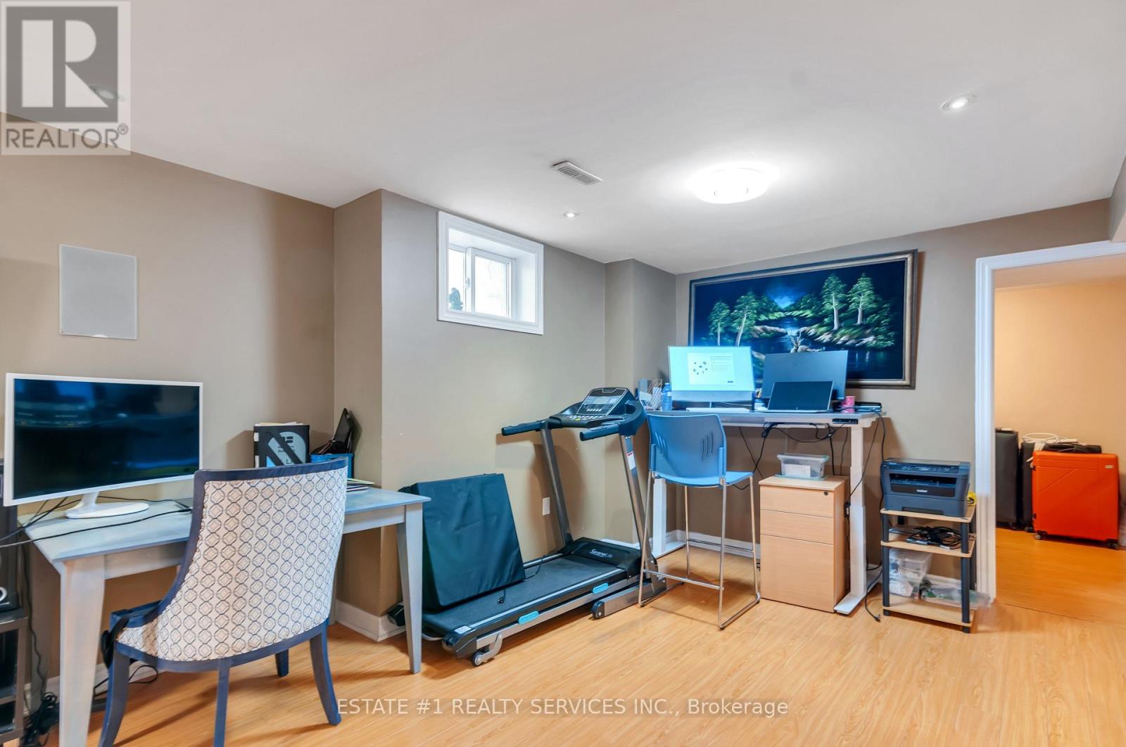 7448 VILLAGE WALK - 33