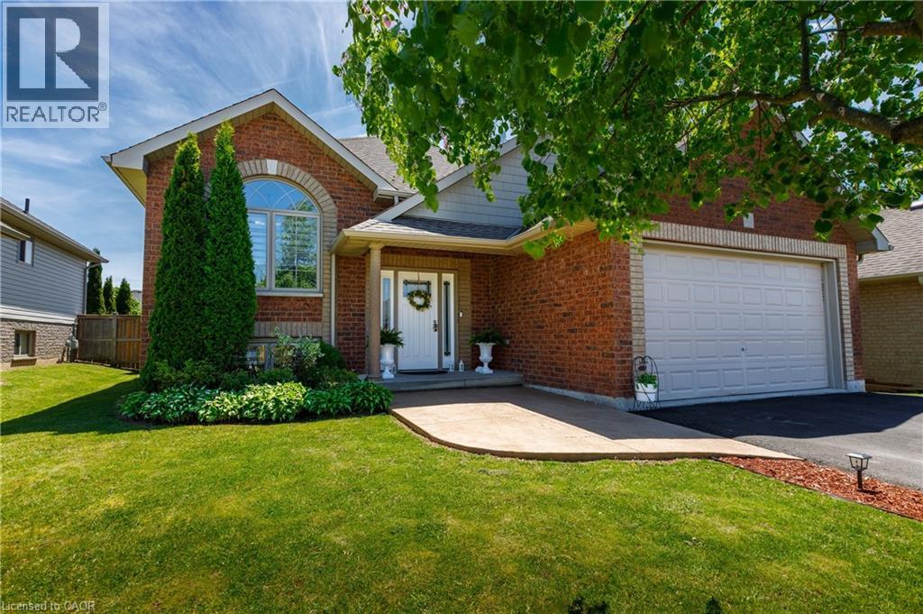 10 REDBUD Crescent - Image 2
