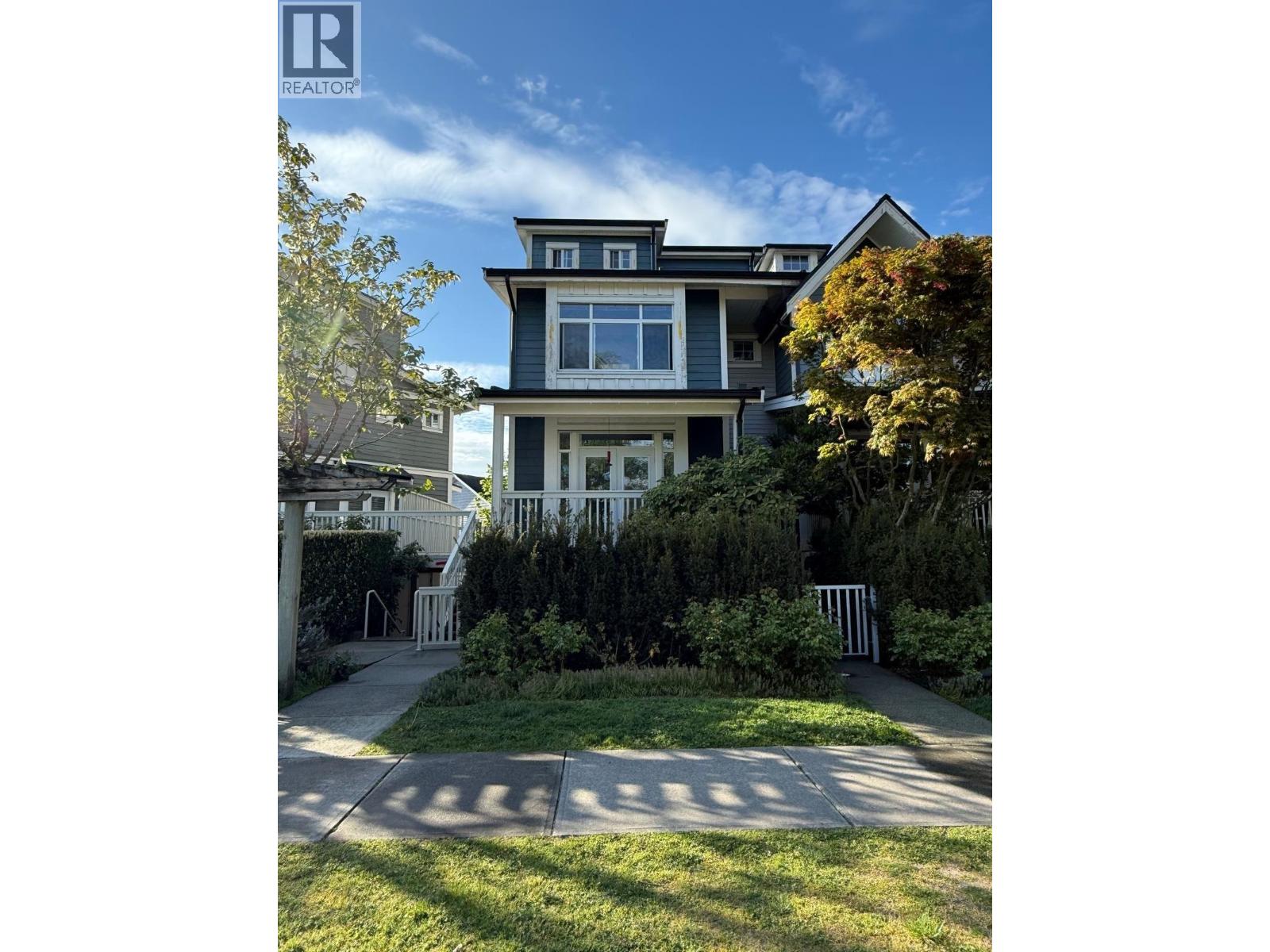 5 4311 BAYVIEW Street - main photo