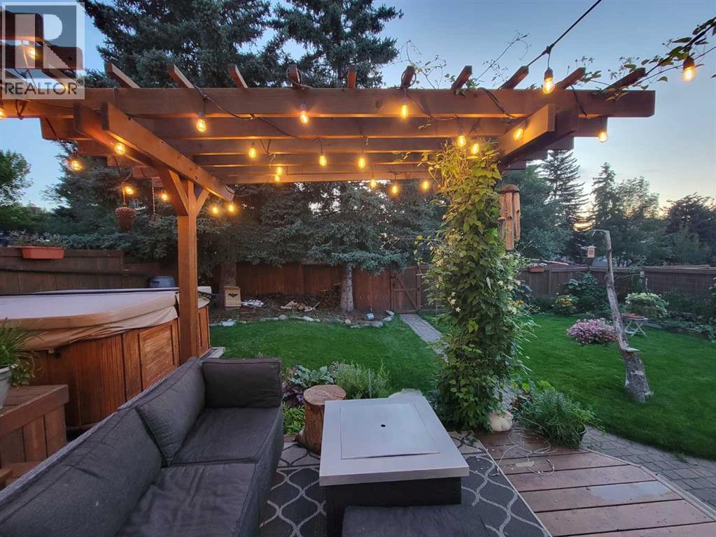 15 Bearberry Crescent NW - 25