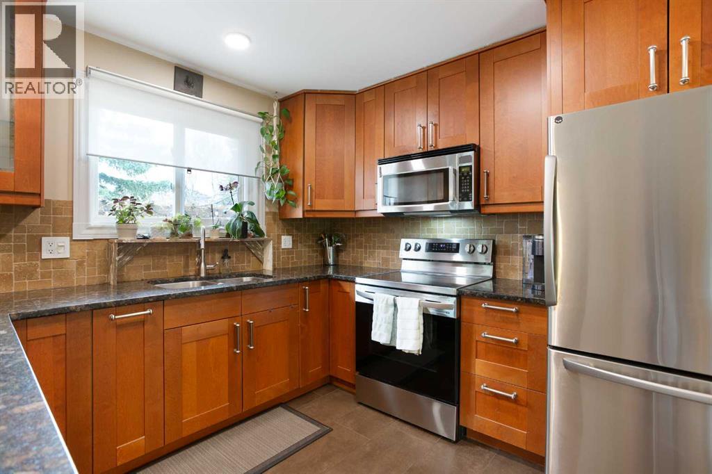 15 Bearberry Crescent NW - 7