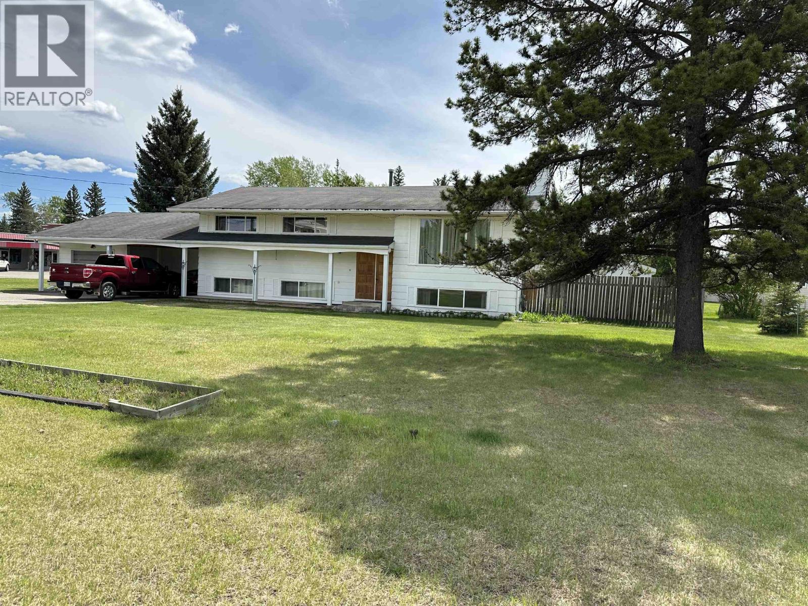 10102 PAQUETTE AVENUE - 2