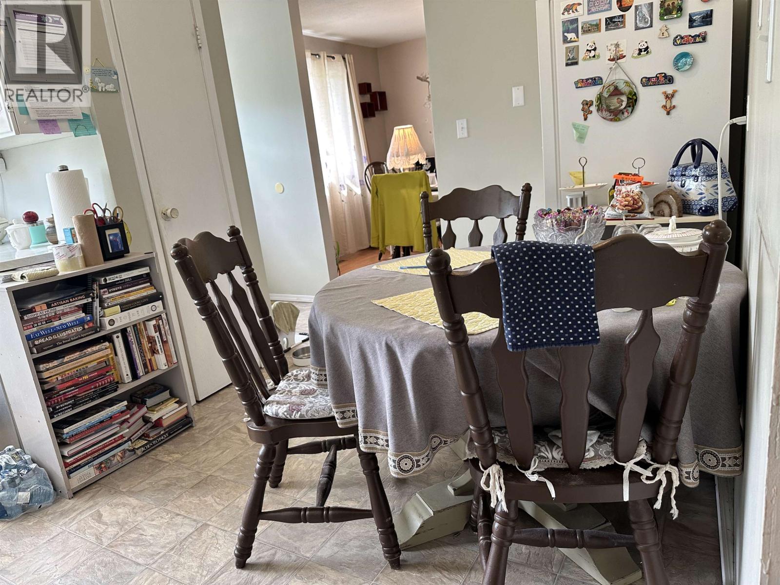 10102 PAQUETTE AVENUE - 9