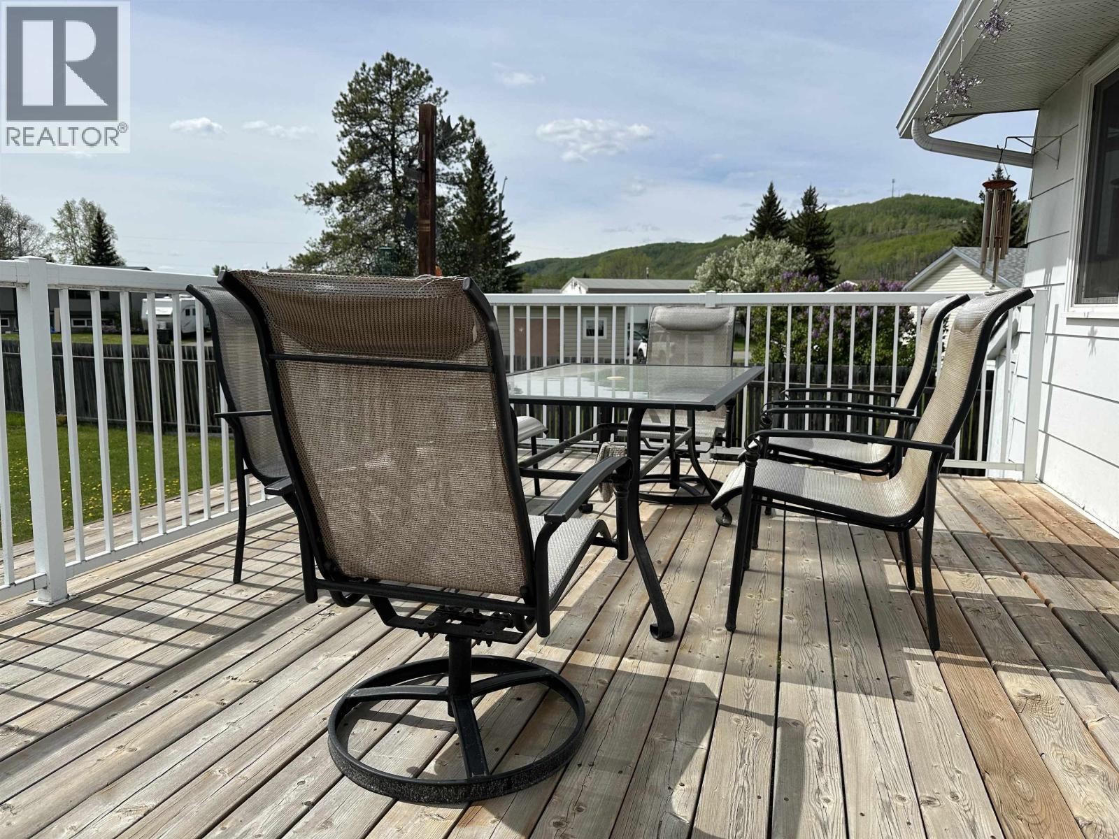 10102 PAQUETTE AVENUE - 26
