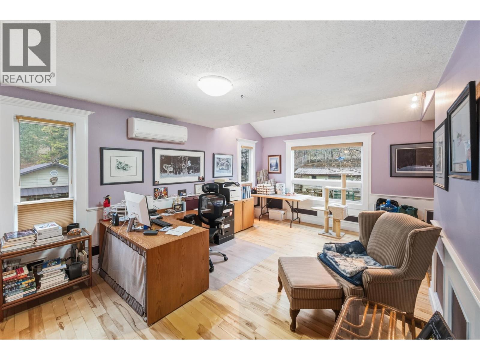 1264 Green Lake Road, Oliver