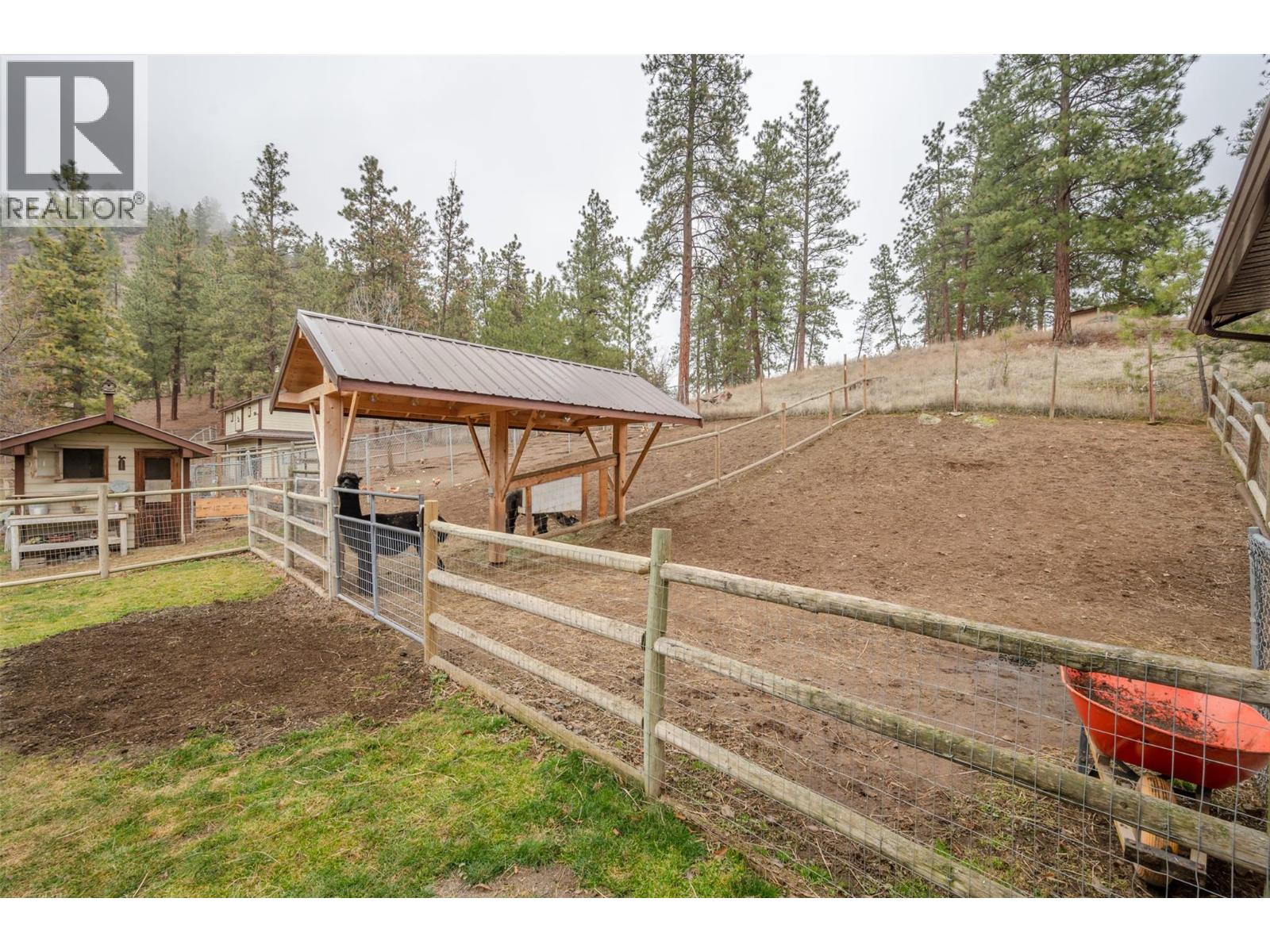 1264 Green Lake Road, Oliver