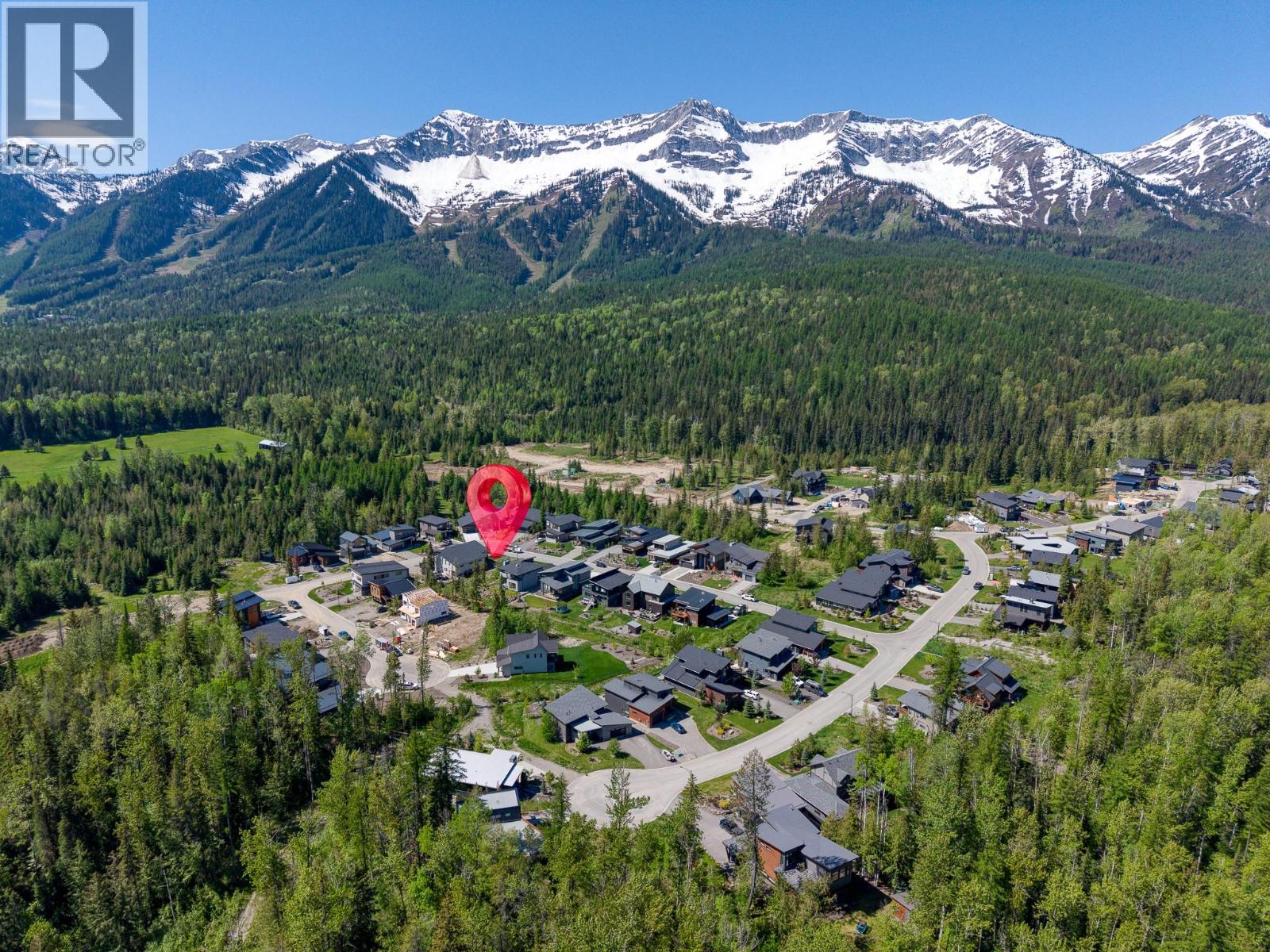 6 MAMMOTH Drive, Fernie