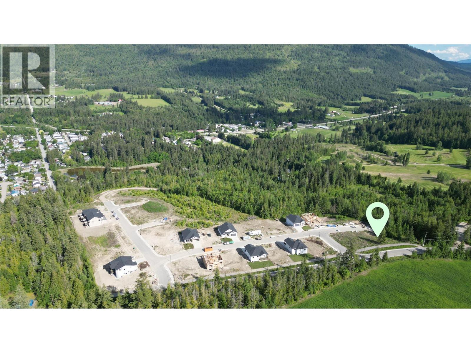  6731 42 Street Northeast, Salmon Arm