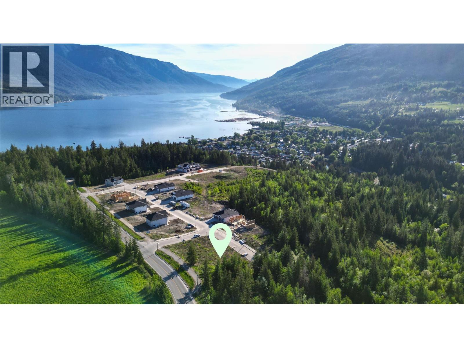  6731 42 Street Northeast, Salmon Arm