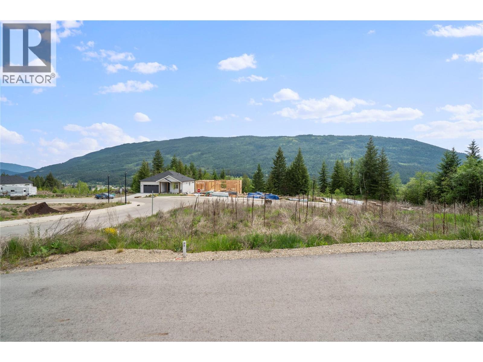  6741 42 Street Northeast, Salmon Arm