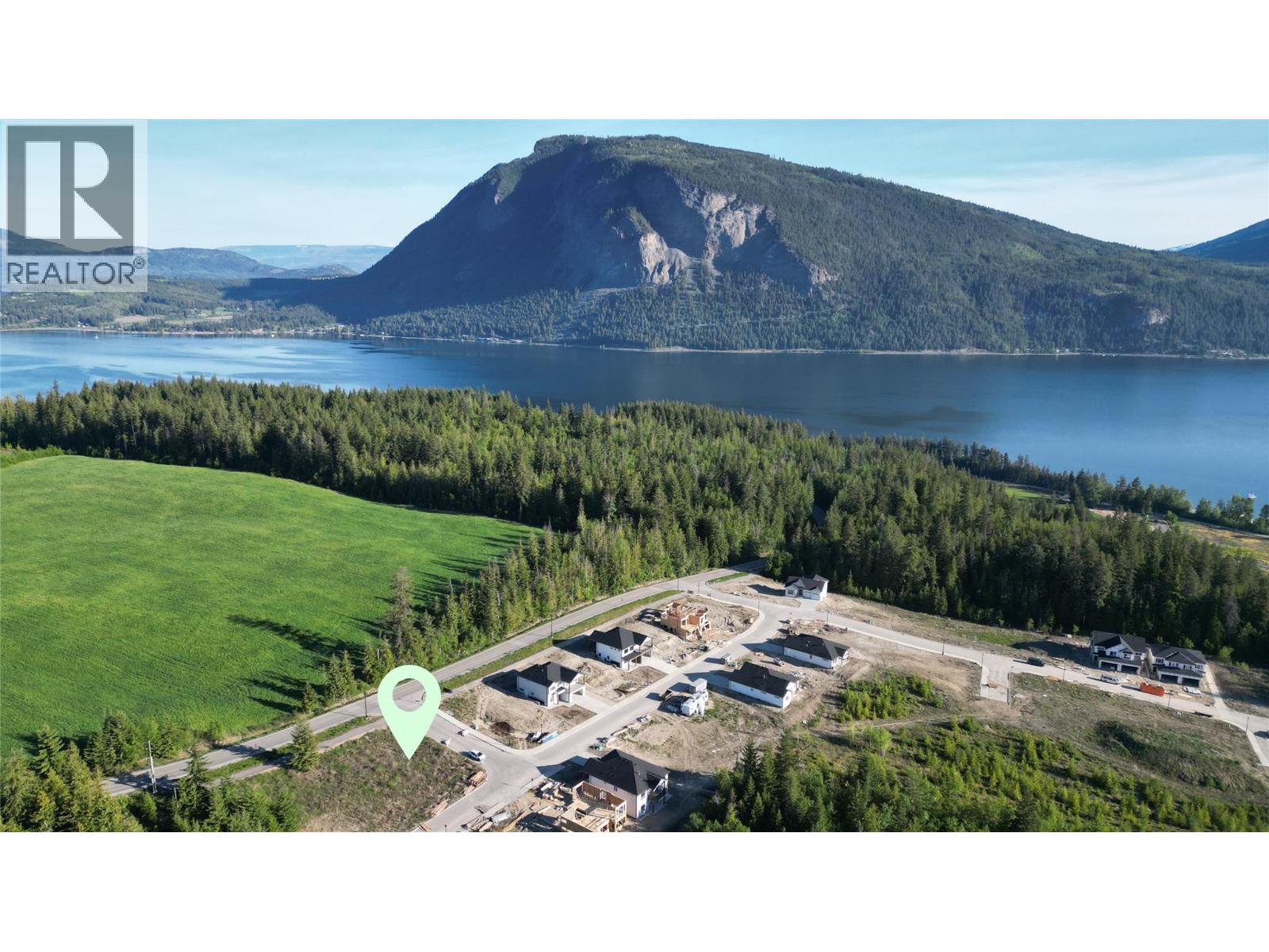  6741 42 Street Northeast, Salmon Arm