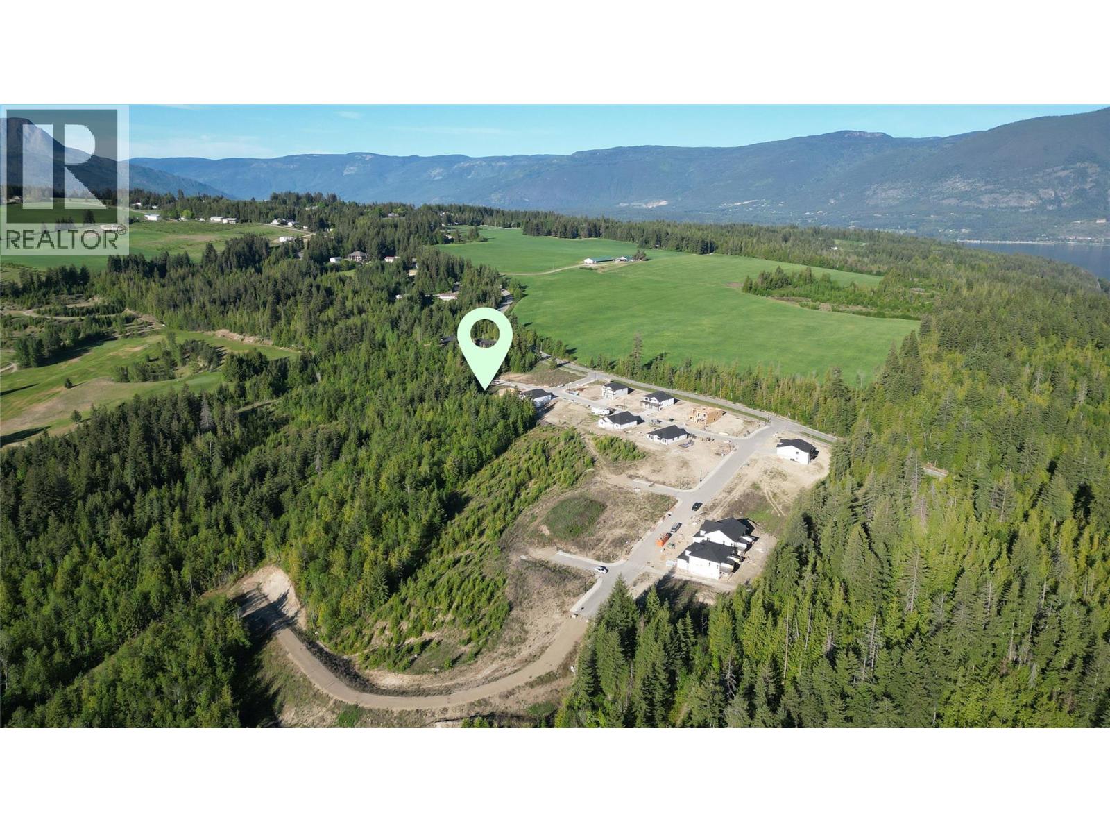  6740 42 Street Northeast, Salmon Arm