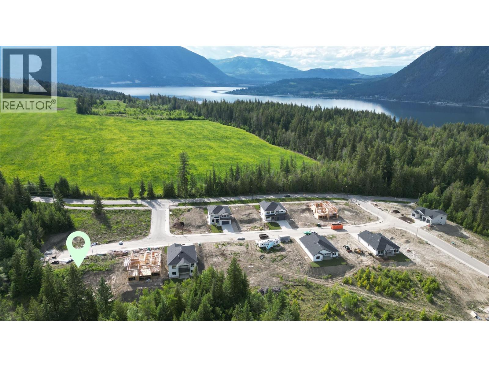  6740 42 Street Northeast, Salmon Arm