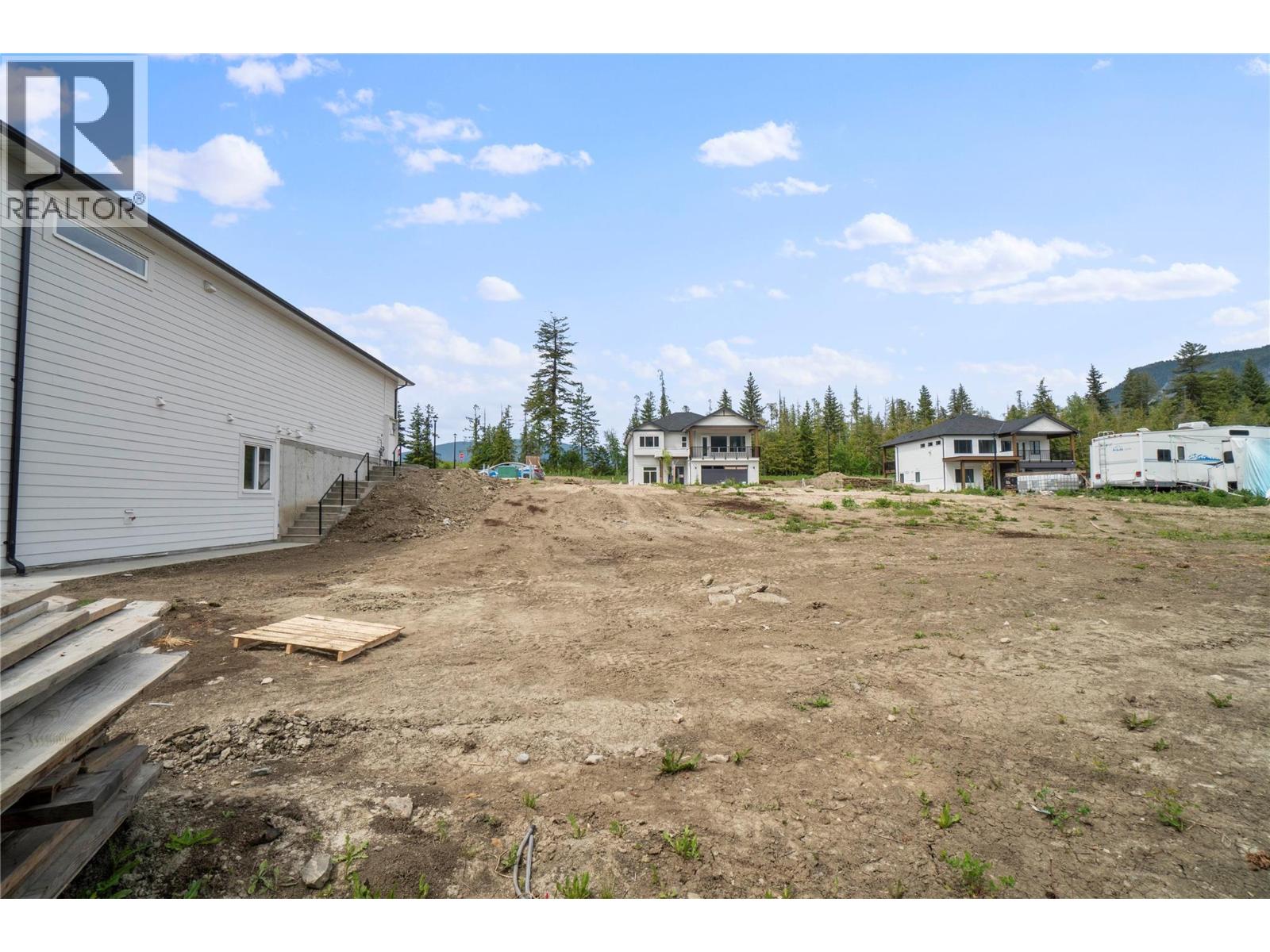  6810 42 Street Northeast, Salmon Arm