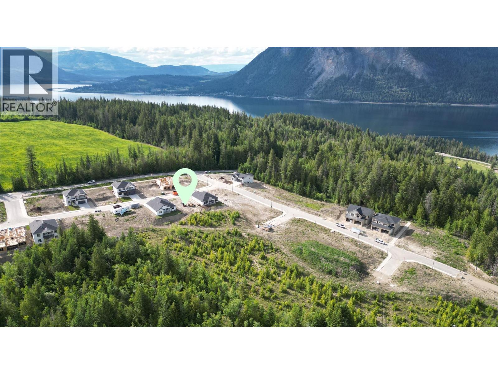  6850 42 Street Northeast, Salmon Arm