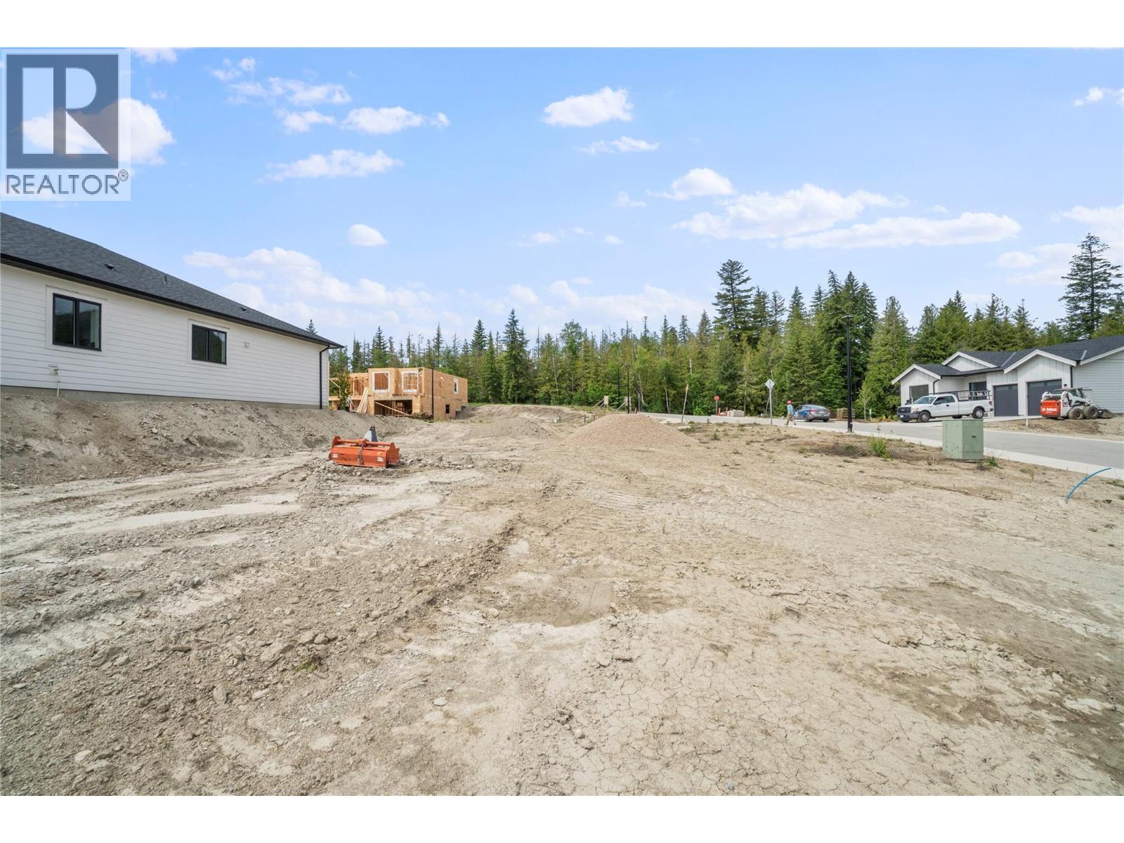  6950 42 Street Northeast, Salmon Arm