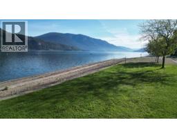 4251 69 Avenue Ne, Salmon Arm, BC V0E1K0 Photo 6
