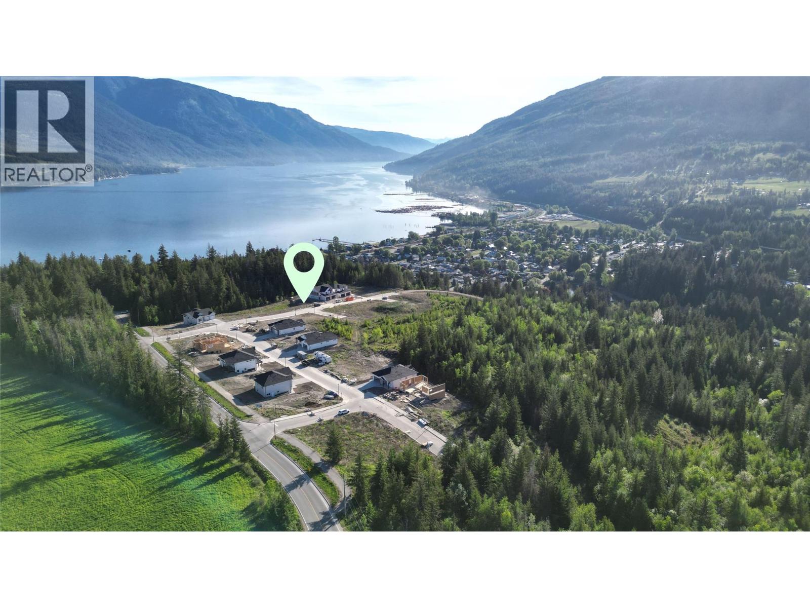  4311 69 Avenue Northeast, Salmon Arm
