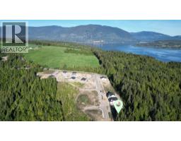 4411 69 Avenue Ne, Salmon Arm, BC V0E1K0 Photo 10