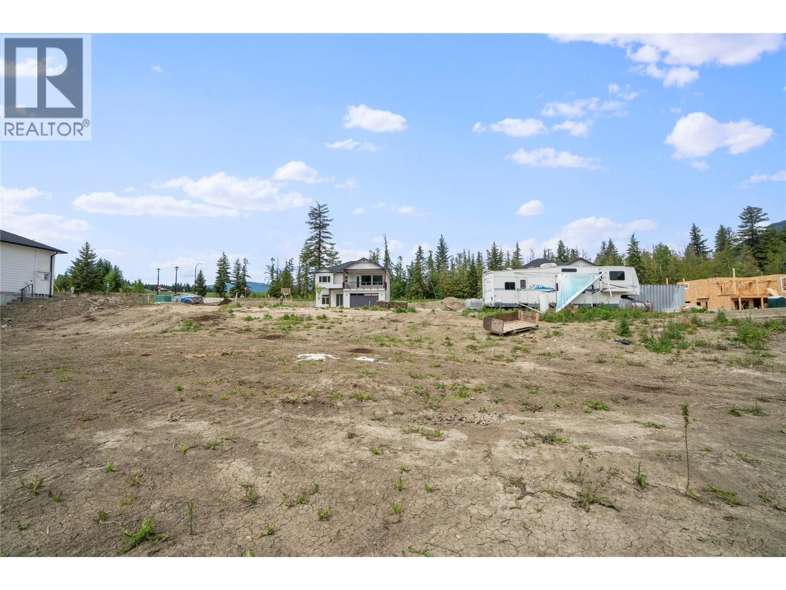  6820 42 Street Northeast, Salmon Arm