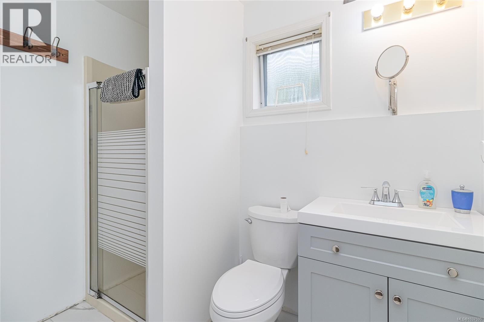 5536 Ventura Dr - 55