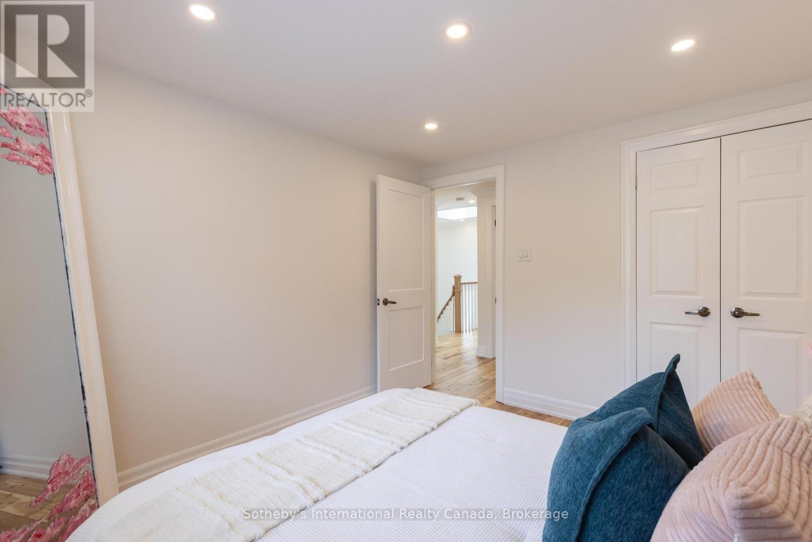 456 ASPEN FOREST DRIVE - 34