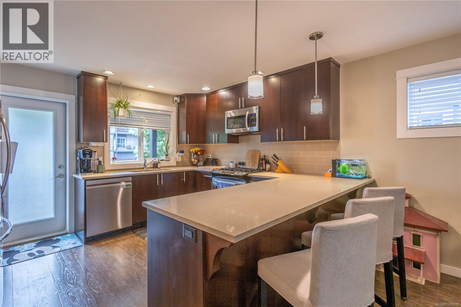  3377 Radiant Way, Langford