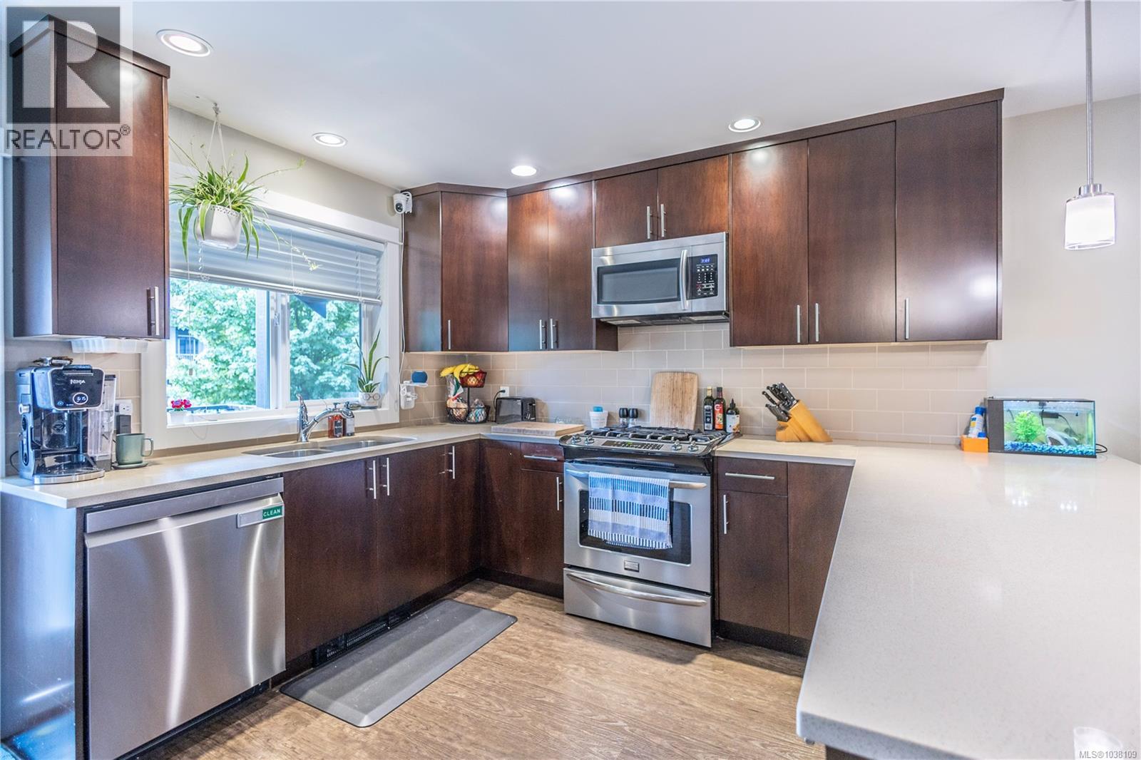  3377 Radiant Way, Langford