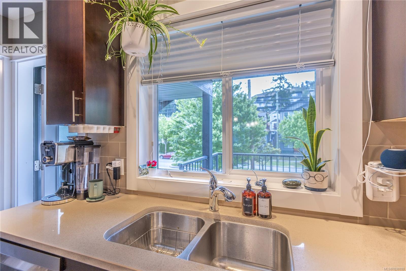  3377 Radiant Way, Langford