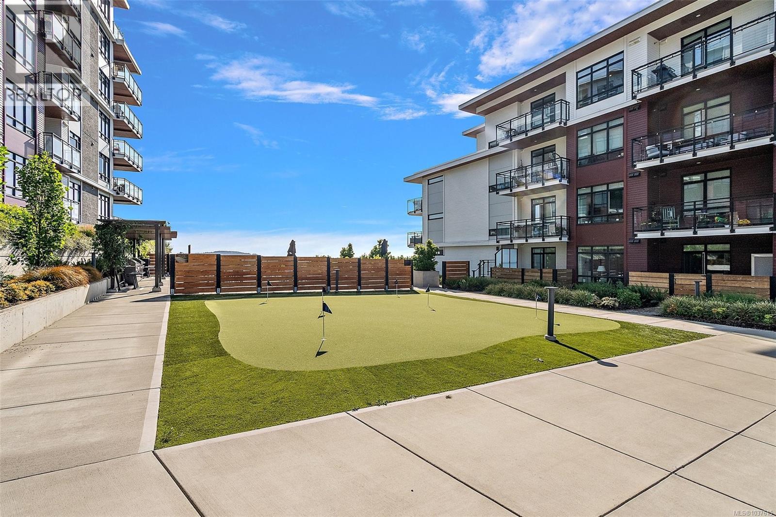 #710 1114 Samar Cres - 44