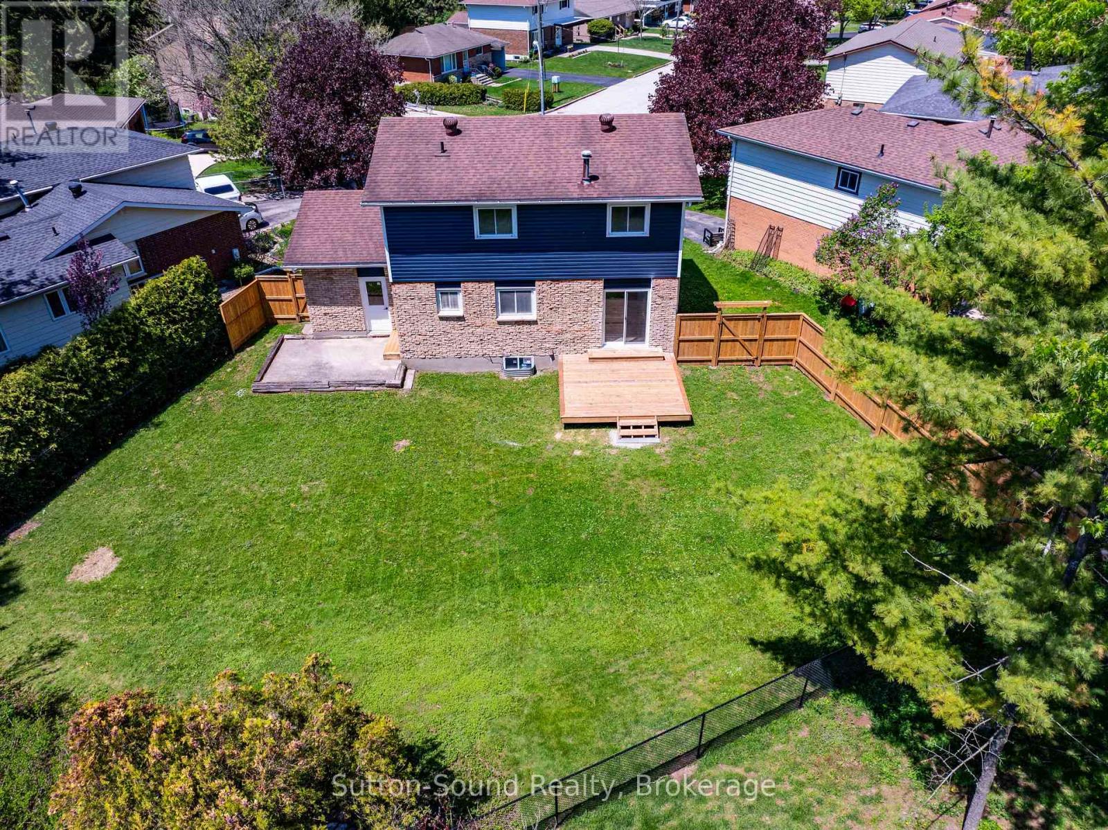 275 8TH AVENUE E - 41