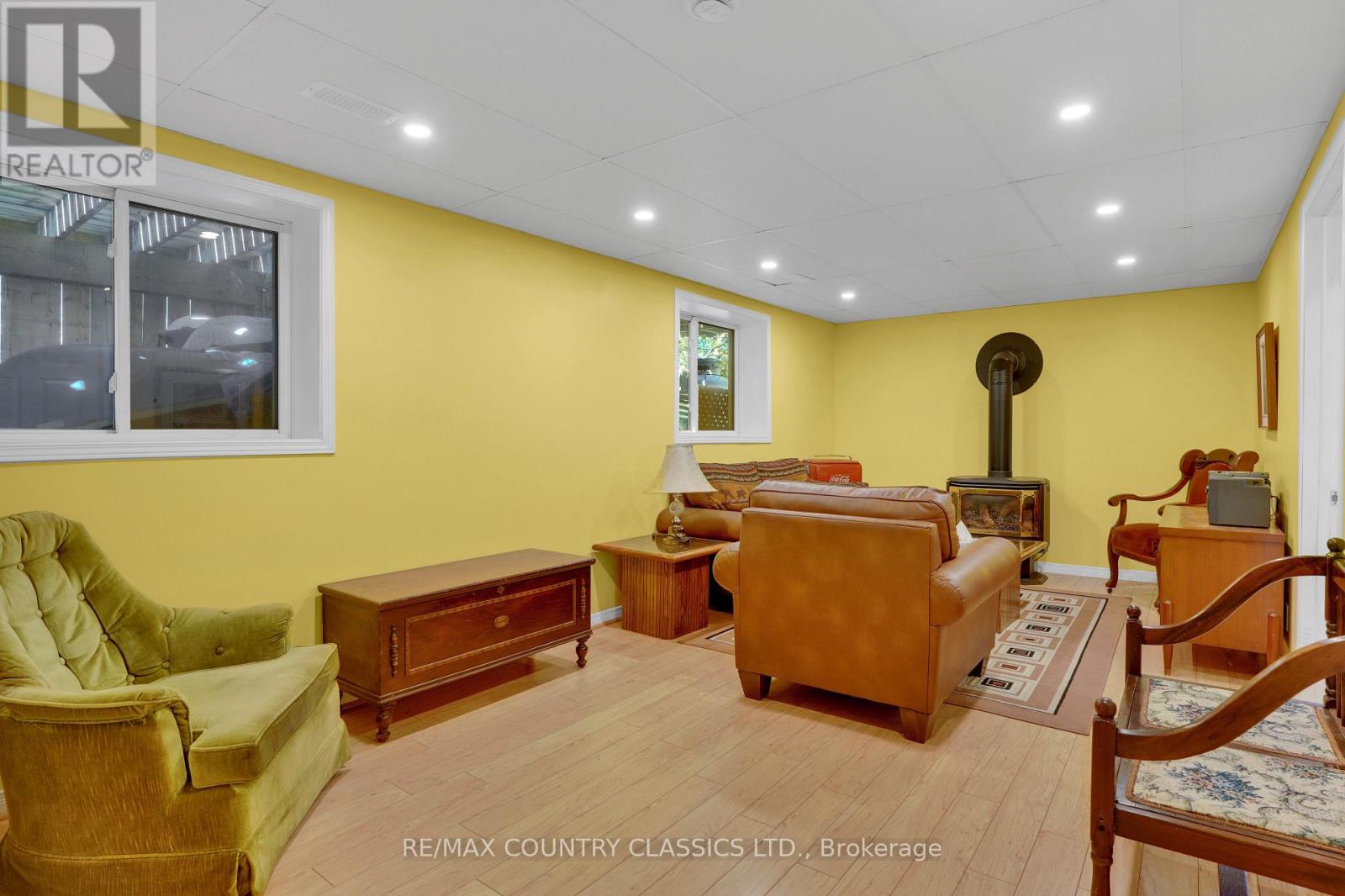 125 MARINA ROAD - 20