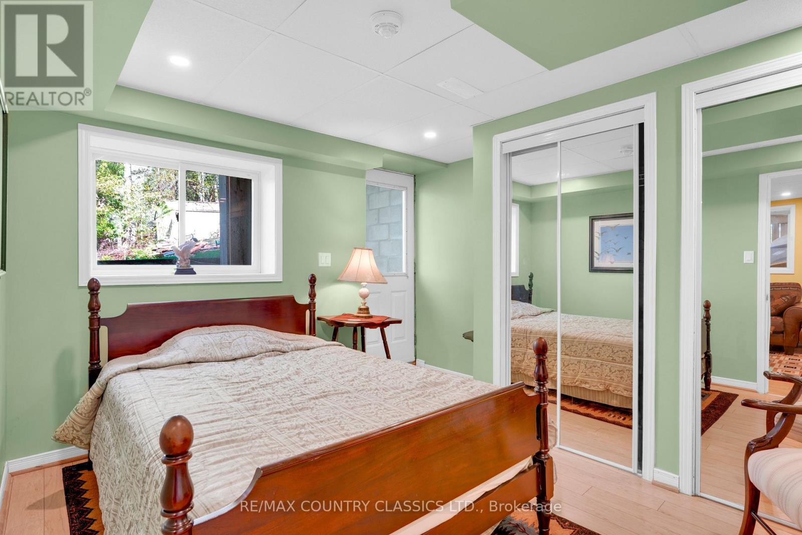 125 MARINA ROAD - Image 22