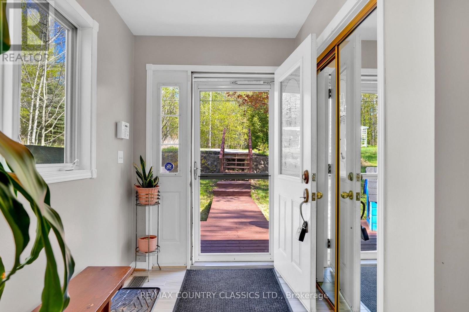 125 MARINA ROAD - 24