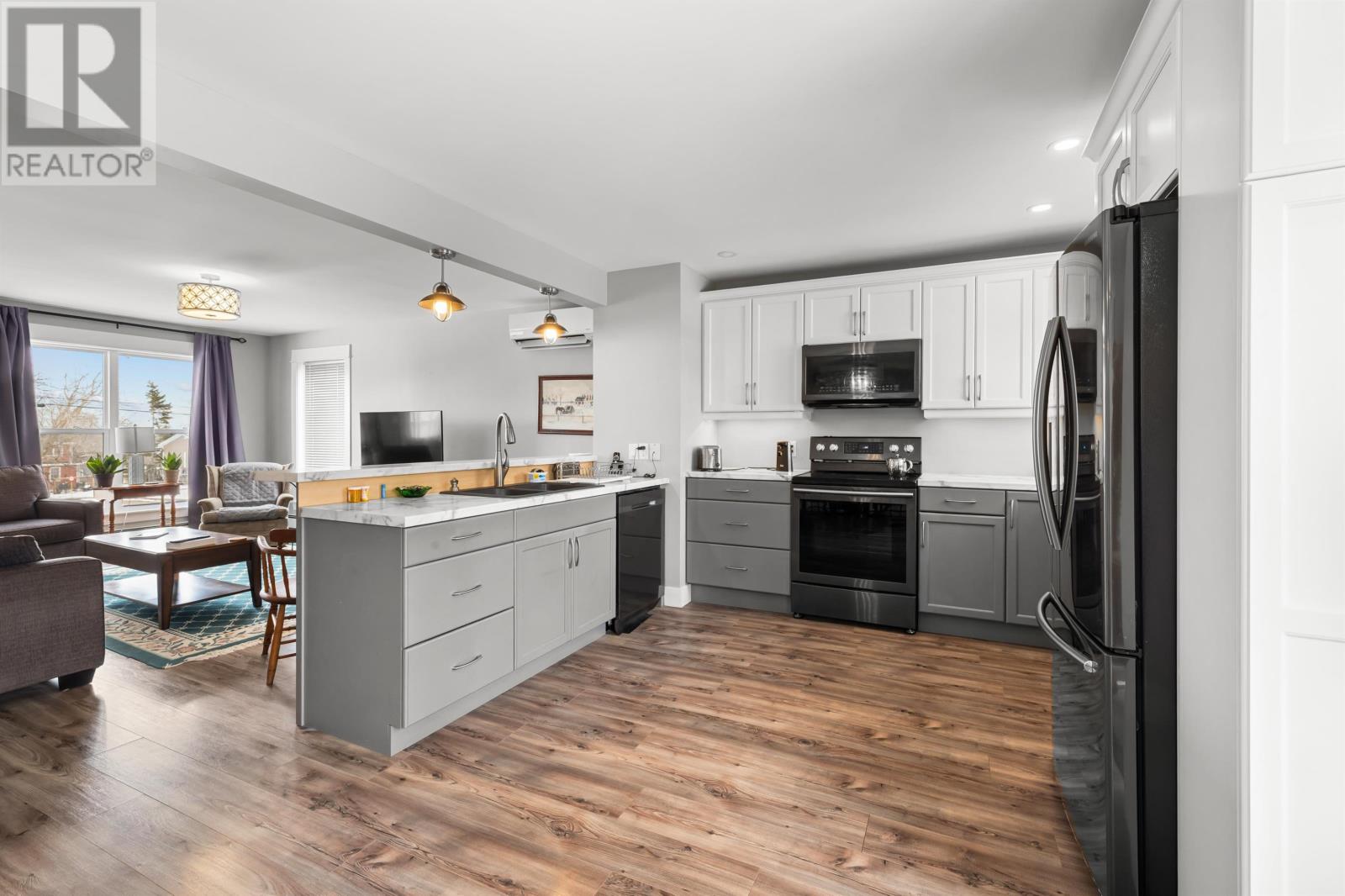 127-129 HEATHER Avenue - 5