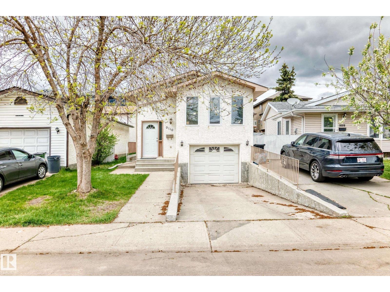 9110 180A AV NW - 1