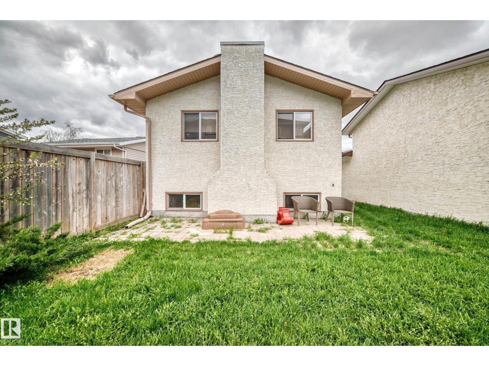 9110 180A AV NW - 44