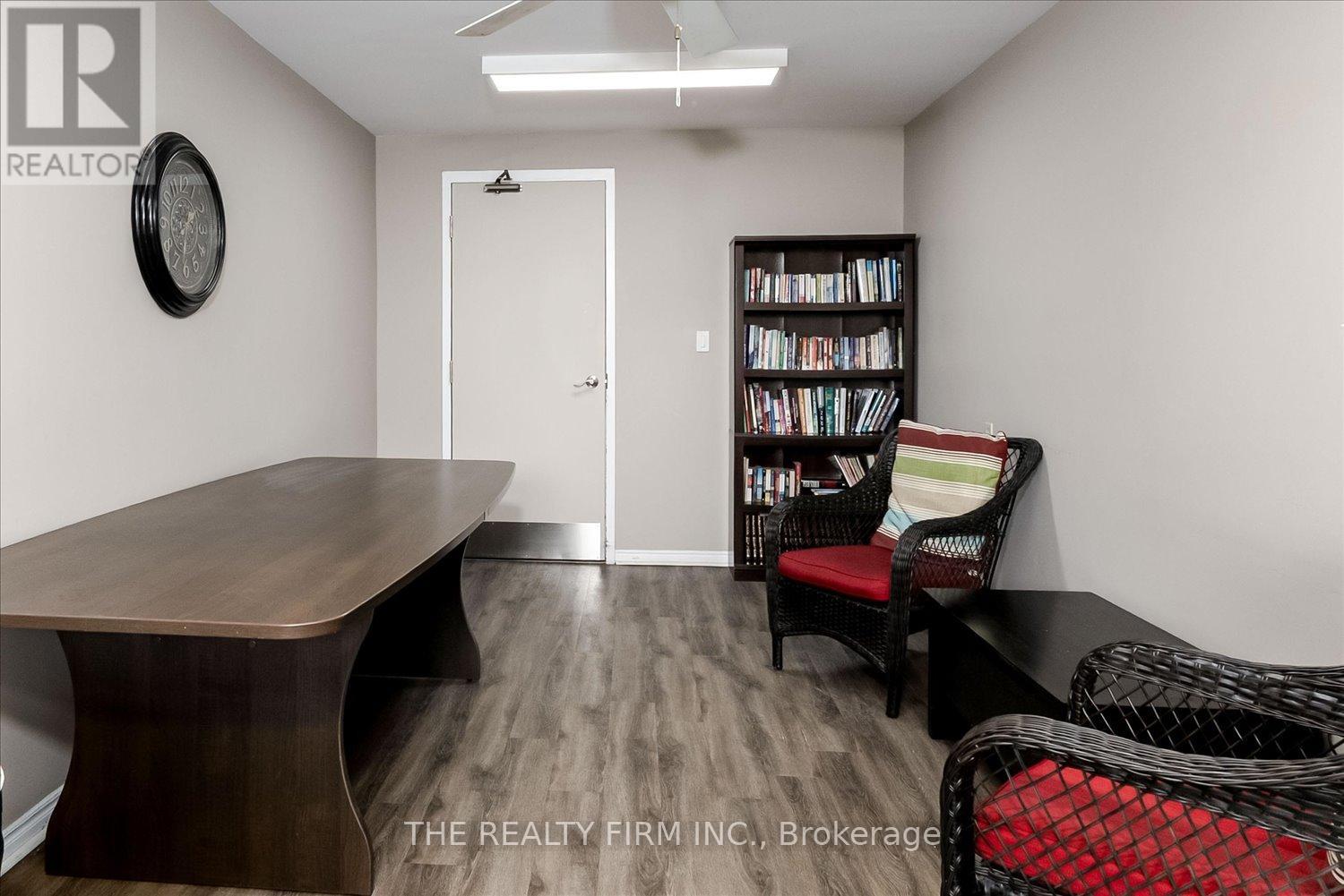 #207 220 DUKE STREET - 21
