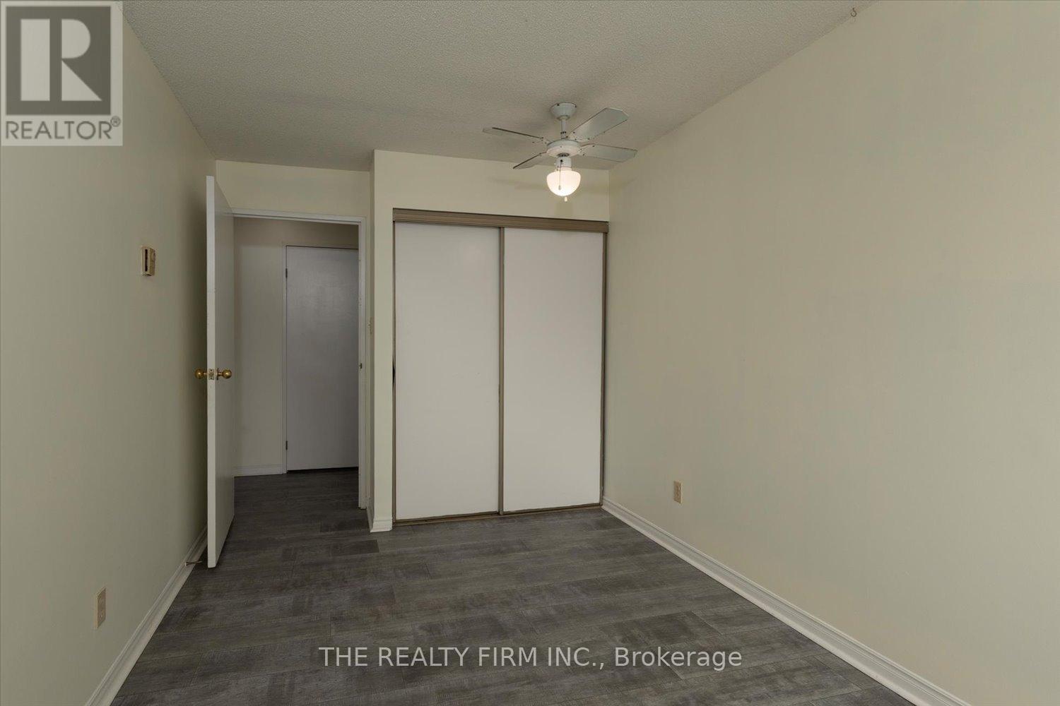 #207 220 DUKE STREET - 30