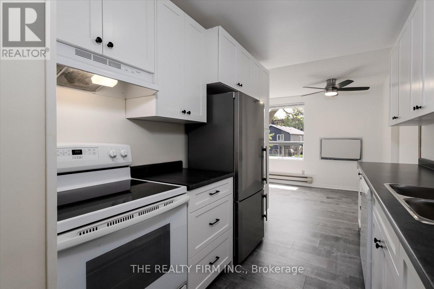 #207 220 DUKE STREET - 8