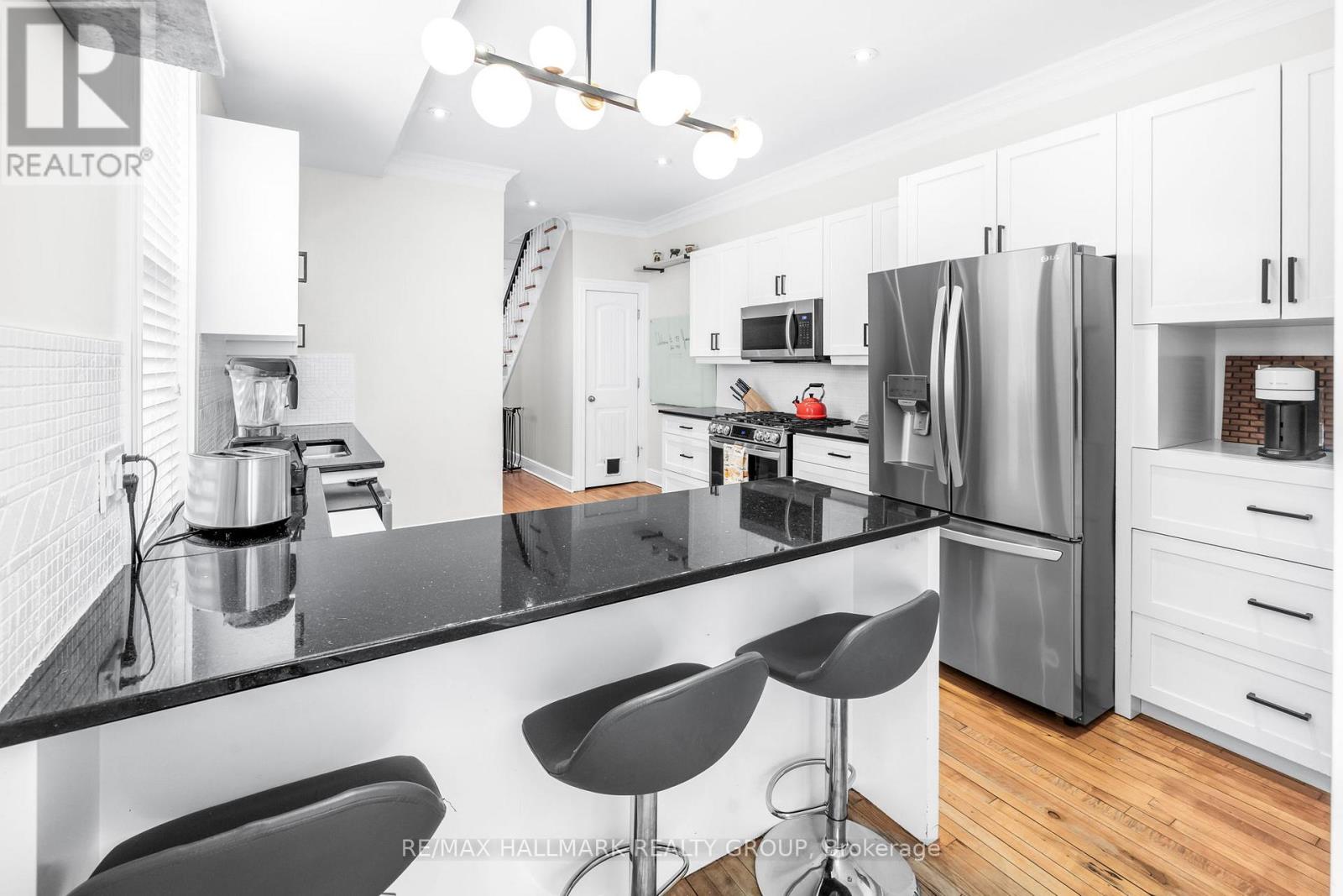 93 JAMES STREET - 13