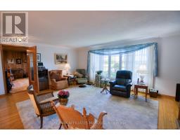 9851 Highway 42 Highway, Rideau Lakes, ON K0G1X0 Photo 11