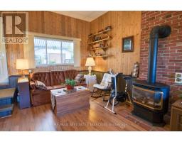 9851 Highway 42 Highway, Rideau Lakes, ON K0G1X0 Photo 30