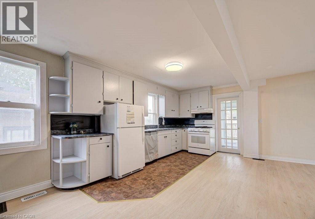 59 FOURTH Avenue - 11