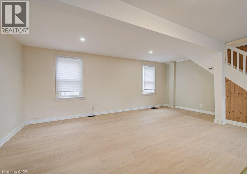 59 FOURTH Avenue - 18