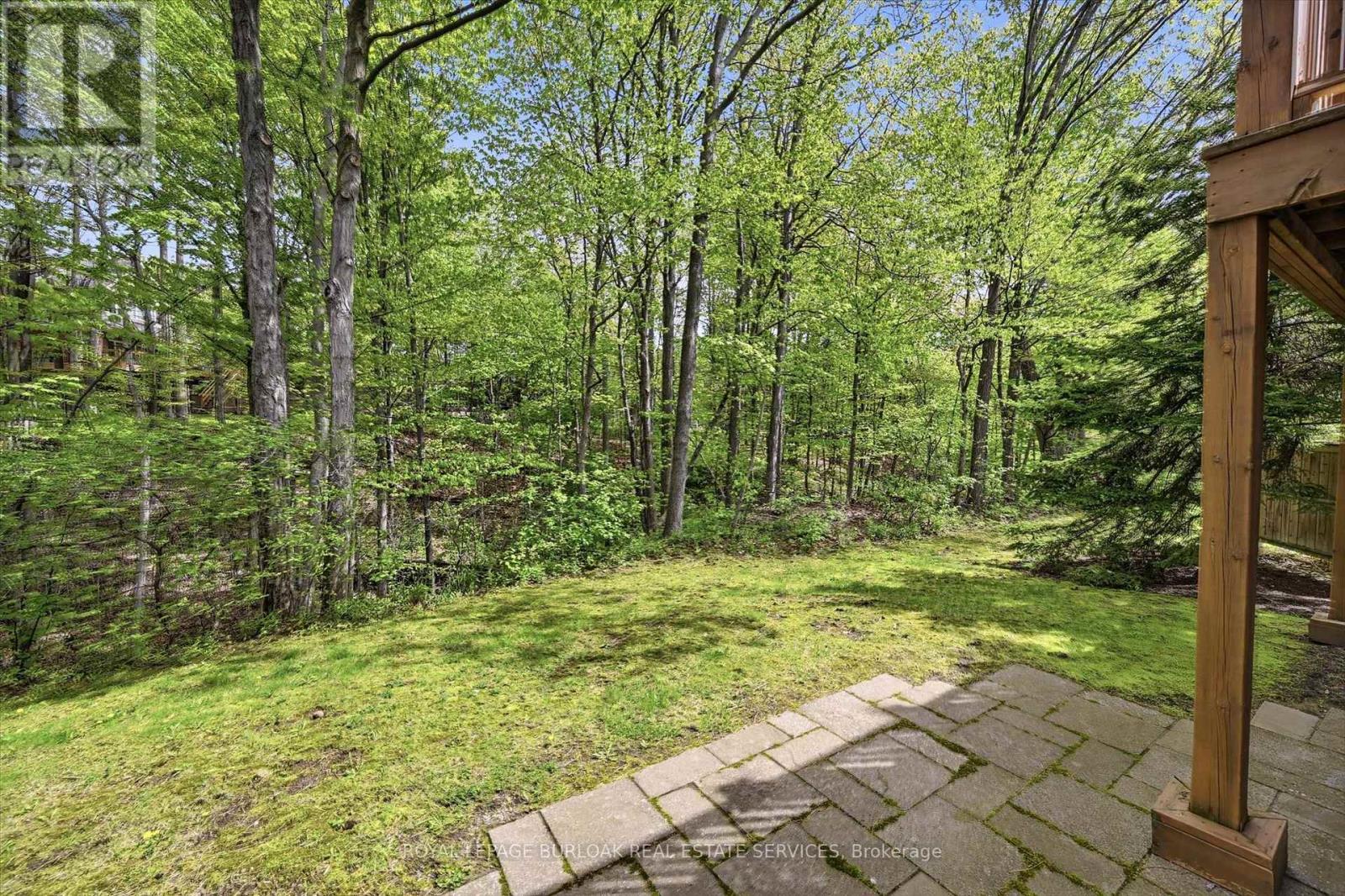 #4 1095 SKYVIEW DRIVE - 45